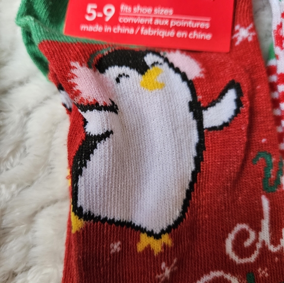 Christmas House Holiday Sock Bundle - Picture 3 of 8